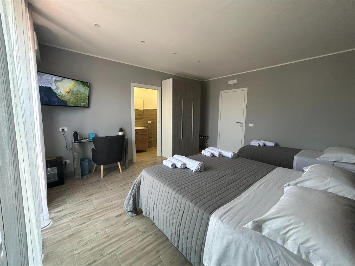 Aqua B&B - Rooms And Apartments 米拉佐 外观 照片